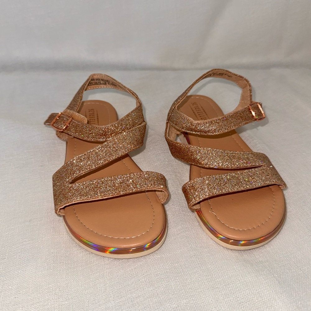 Little Girl Gold Sandals Size 3 Sparkly Summer Flats